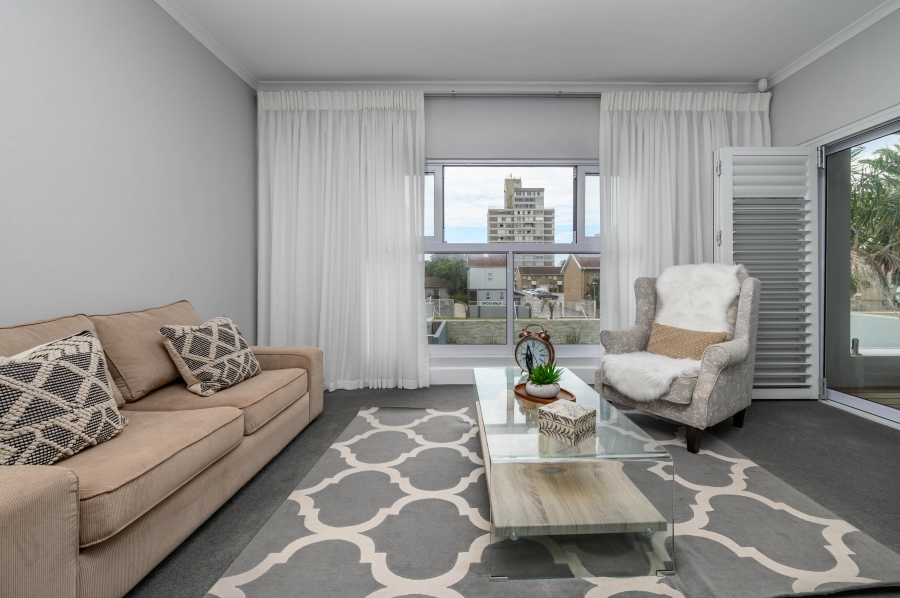 4 Bedroom Property for Sale in Summerstrand Eastern Cape